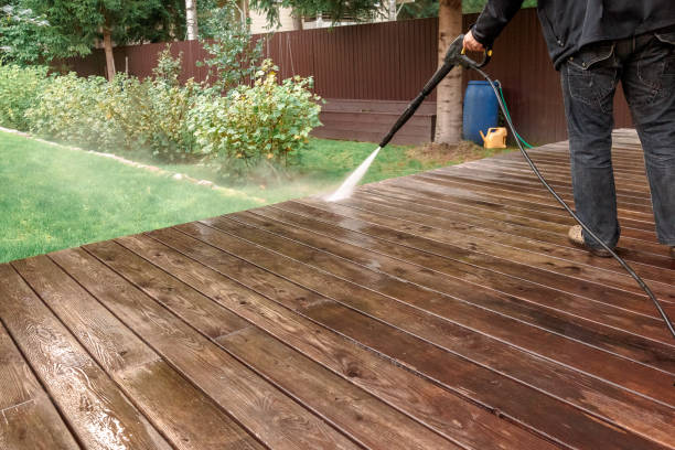 Best Pool Deck Cleaning in Lincoln Center, KS