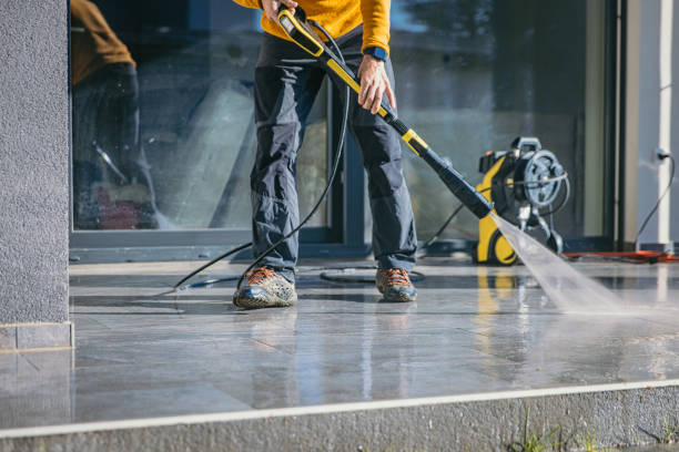 Best Window and Screen Pressure Cleaning in Lincoln Center, KS